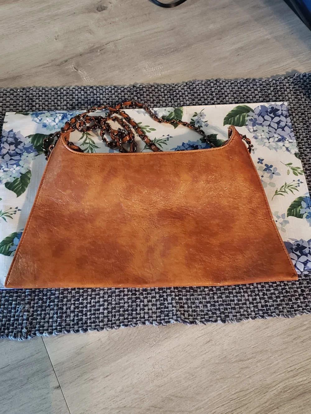 Cognac Brown Chain-Trim Shoulder Bag. Retro.‎ Trapezoid Envelope Shoulder Bag